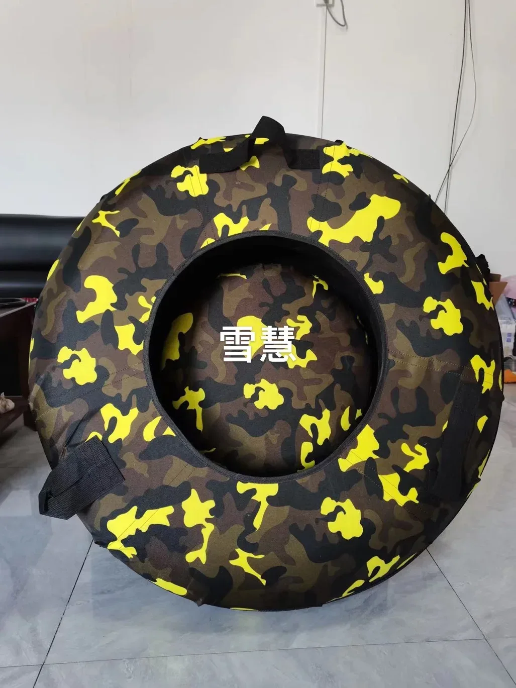 Bouée gonflable renforcée 100 cm avec housse et poignées – Camouflage bleu